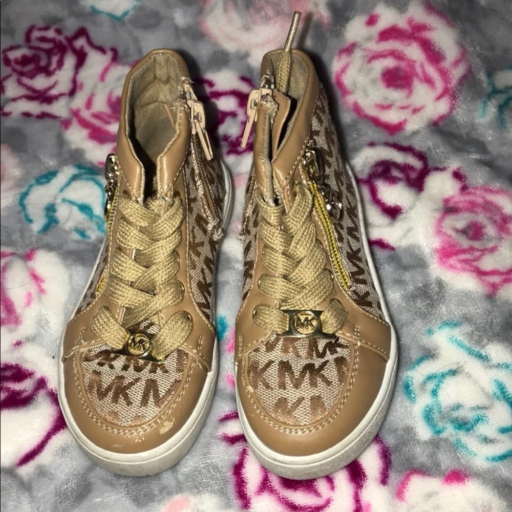 Authentic michael kors toddler shoes size 8